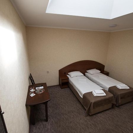 Hotel Lama 2 Kijów Zewnętrze zdjęcie
