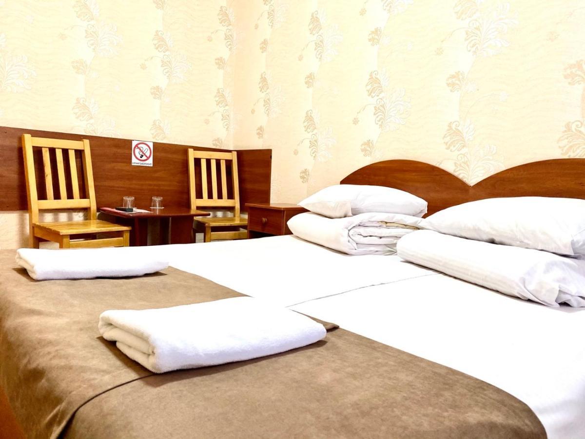Hotel Lama 2 Kijów Zewnętrze zdjęcie
