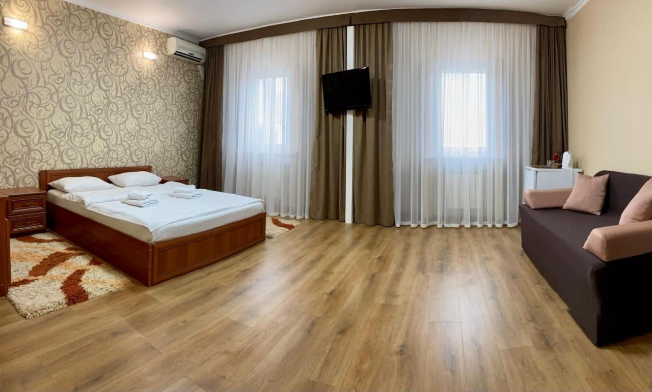 Hotel Lama 2 Kijów Zewnętrze zdjęcie