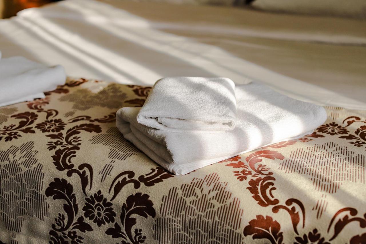 Hotel Lama 2 Kijów Zewnętrze zdjęcie