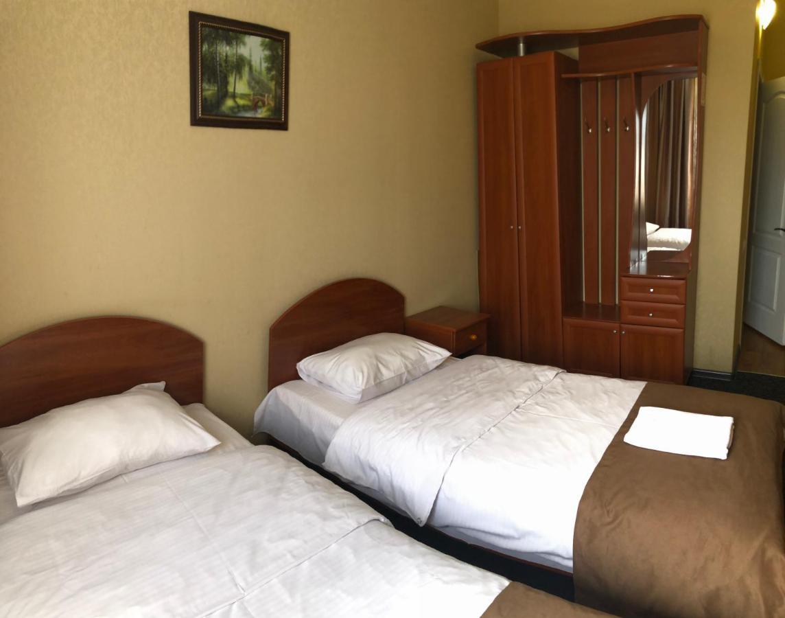 Hotel Lama 2 Kijów Zewnętrze zdjęcie
