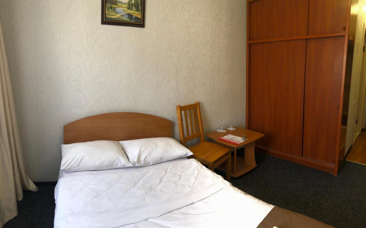 Hotel Lama 2 Kijów Zewnętrze zdjęcie