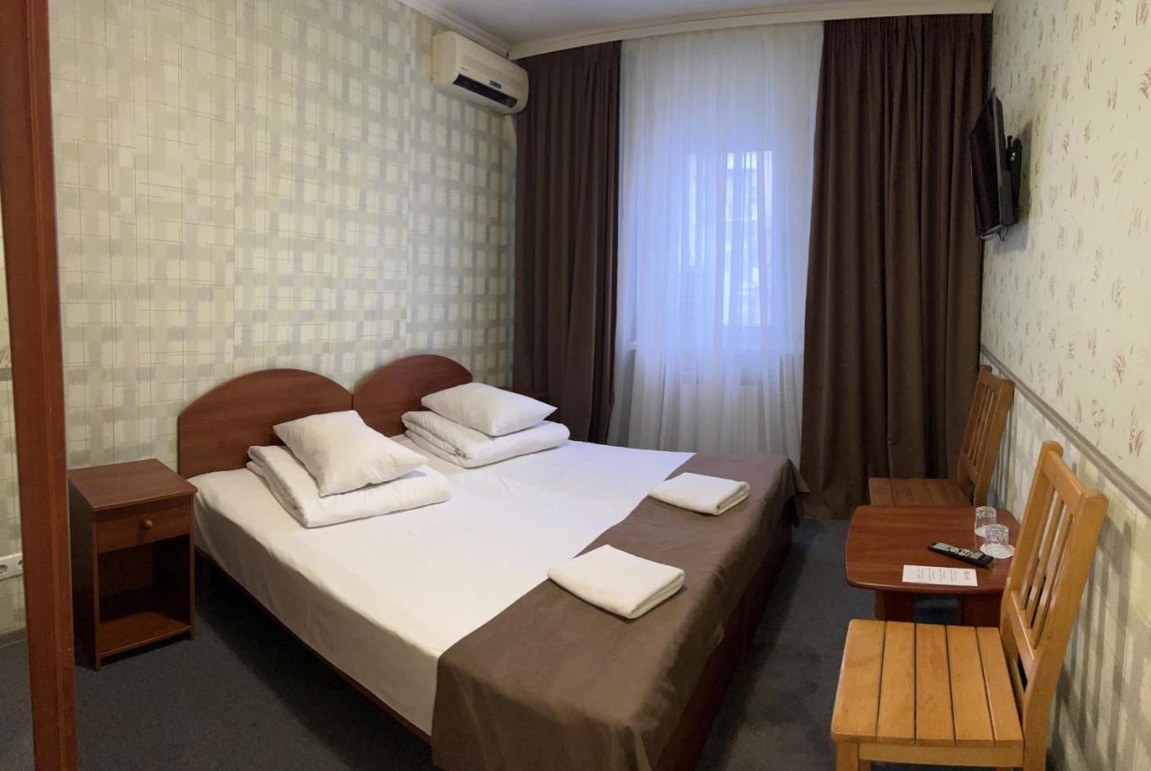 Hotel Lama 2 Kijów Zewnętrze zdjęcie