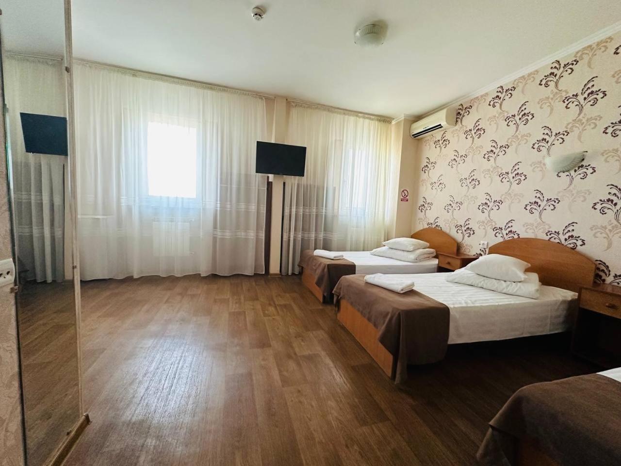 Hotel Lama 2 Kijów Zewnętrze zdjęcie