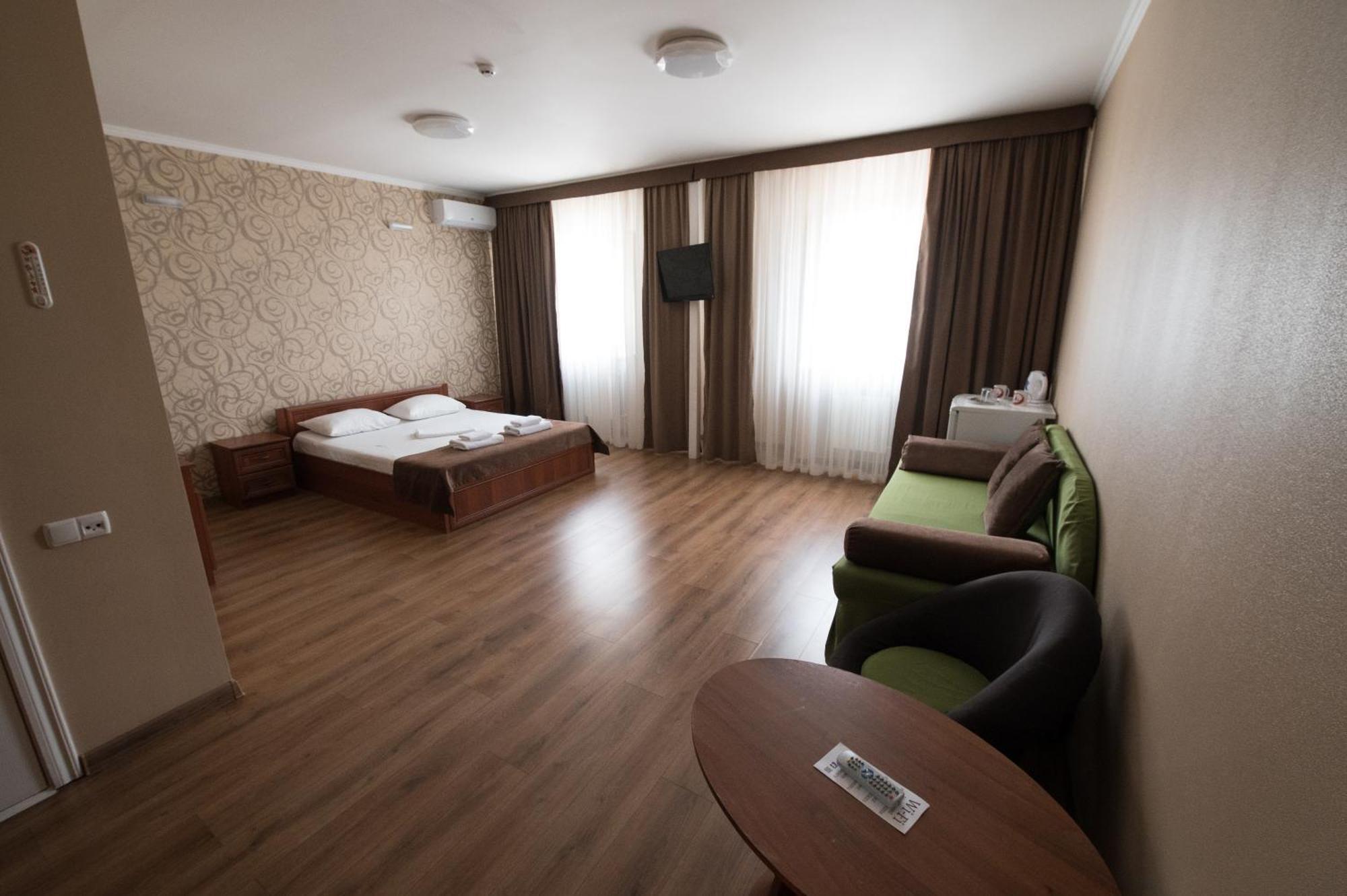 Hotel Lama 2 Kijów Zewnętrze zdjęcie