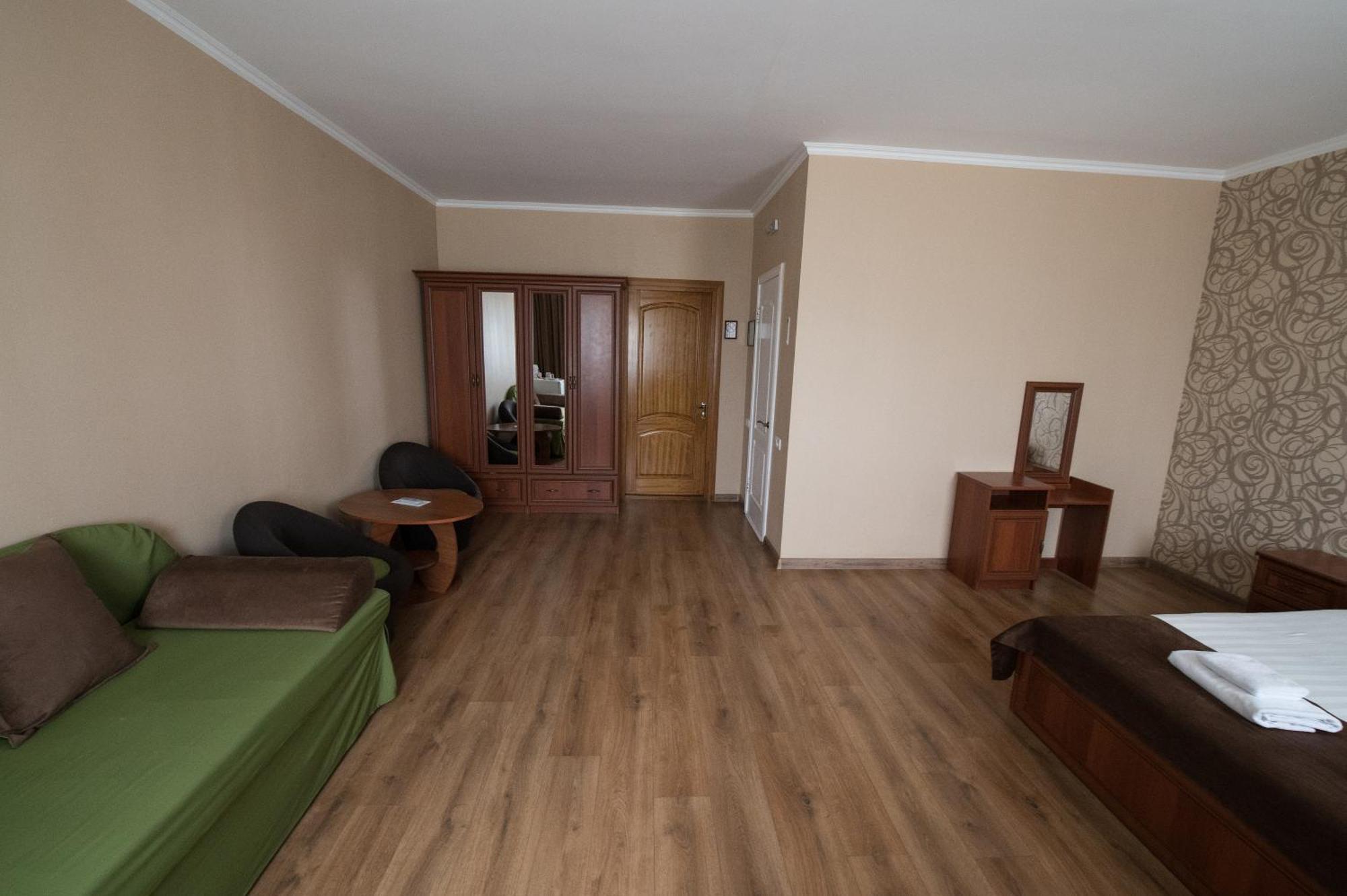 Hotel Lama 2 Kijów Zewnętrze zdjęcie