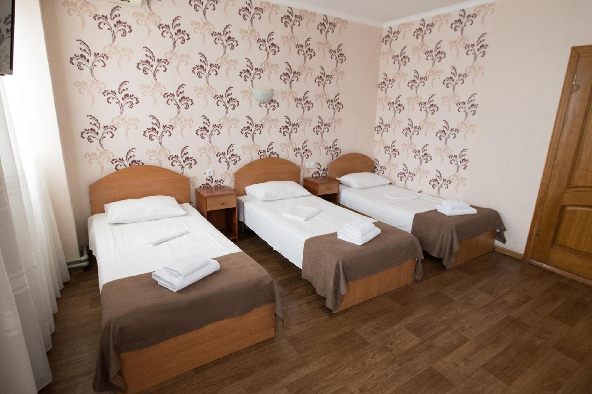 Hotel Lama 2 Kijów Zewnętrze zdjęcie