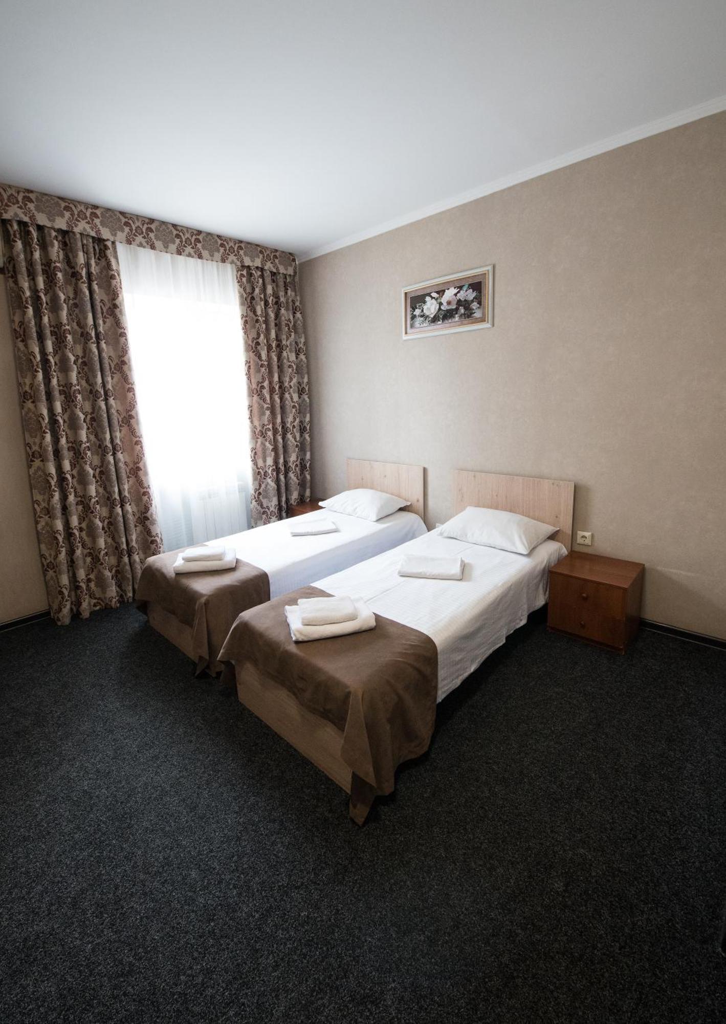 Hotel Lama 2 Kijów Zewnętrze zdjęcie