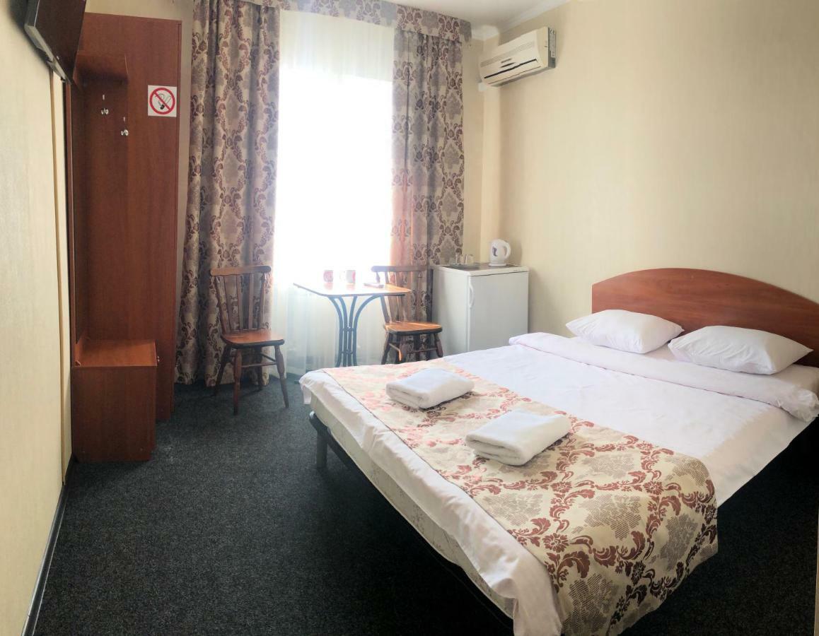 Hotel Lama 2 Kijów Zewnętrze zdjęcie